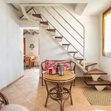 Holiday home Melograno