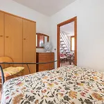 Holiday home Melograno Torre delle Stelle